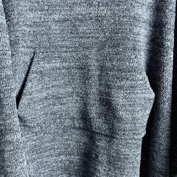 Barefoot Dreams cozy chic lounge one size pullover - Picture 2 of 9